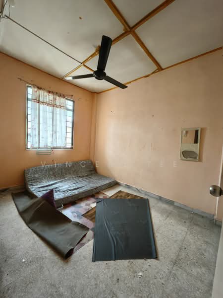 Apartment for Sale at Apartment Seri Tulip - Vincent Tee - Interior - PropertyGuru.com.my