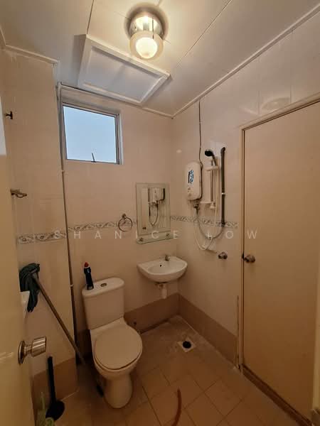 2-storey Terraced House for Rent in Bandar Puteri Puchong (Puchong) - Shanice Low - Bathroom - PropertyGuru.com.my