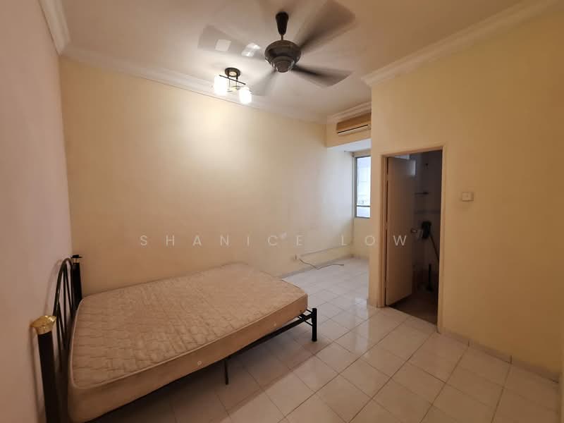 2-storey Terraced House for Rent in Bandar Puteri Puchong (Puchong) - Shanice Low - Bedroom - PropertyGuru.com.my