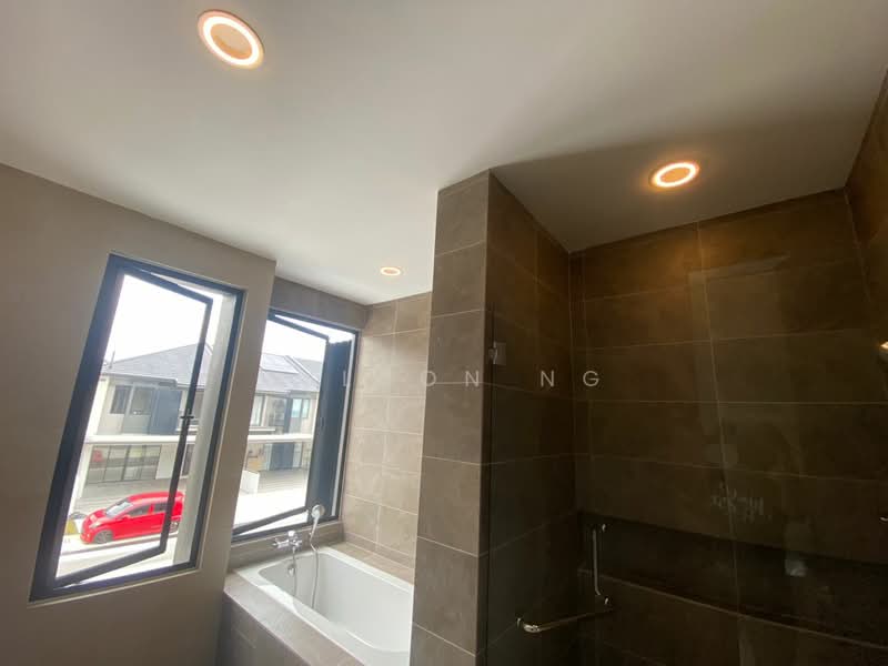 Rumah Teres 2 Tingkat untuk Disewa di Ambang Botanic 2 (Klang) - Wilson Ng - Bathroom - PropertyGuru.com.my