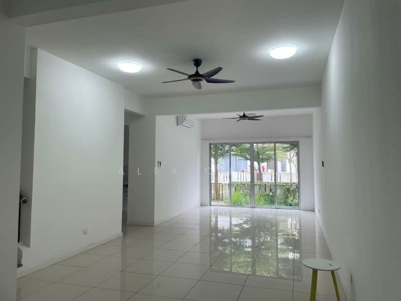 2.5-storey Terraced House for Rent in Kota Kemuning (Shah Alam) - Alex Chua - Living Room - PropertyGuru.com.my