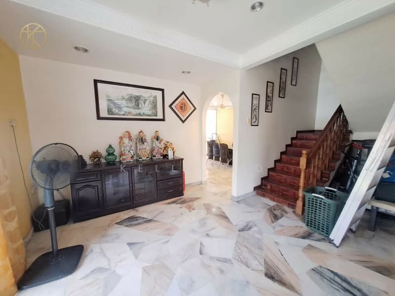 2.5-storey Terraced House for Rent in Taman Gembira (Klang) - Kelly Teo - Living Room - PropertyGuru.com.my