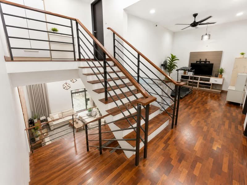 Rumah Teres 2.5 Tingkat untuk Dijual di TTDI Grove (Kajang) - Ali Idris - Living Room - PropertyGuru.com.my