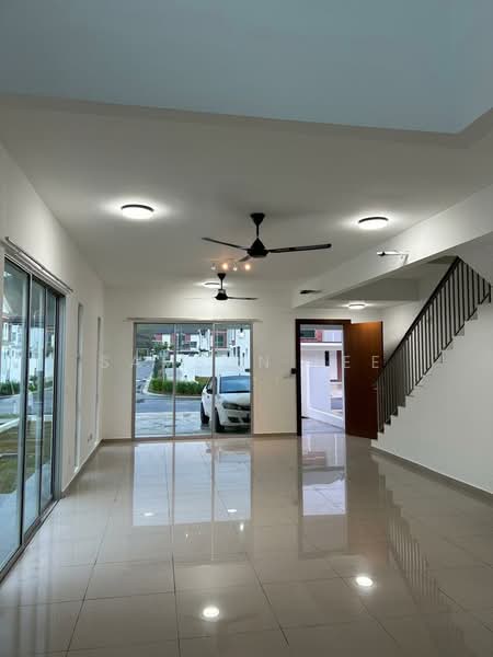 2-storey Terraced House for Sale in Bandar Gamuda Gardens (Rawang) - Samson Lee - Living Room - PropertyGuru.com.my