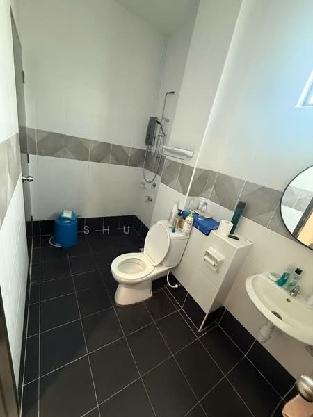 Rumah Teres 2 Tingkat untuk Dijual di Taman Seri Austin (Tebrau) - Shu Ying - Bathroom - PropertyGuru.com.my