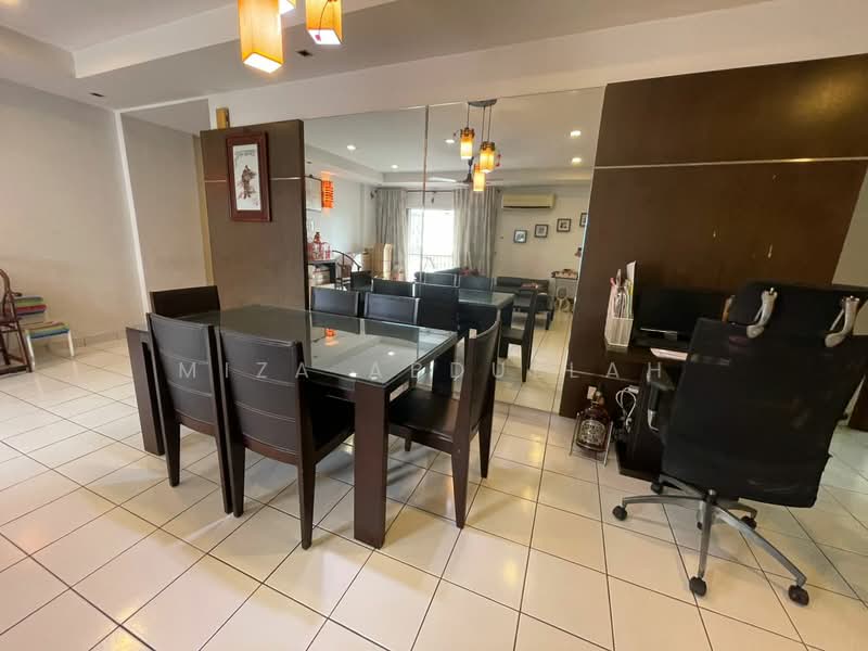 Kondominium untuk Dijual di Villa Seri Puteri - Miza Abdullah - Dining Room - PropertyGuru.com.my