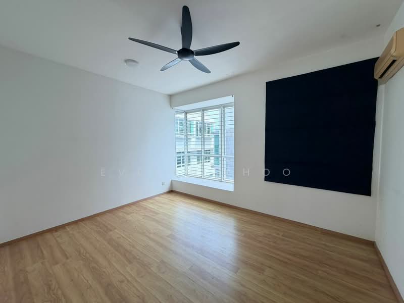 Bungalow for Sale in Bandar Country Homes (Rawang) - Evelyn Khoo - Room - PropertyGuru.com.my