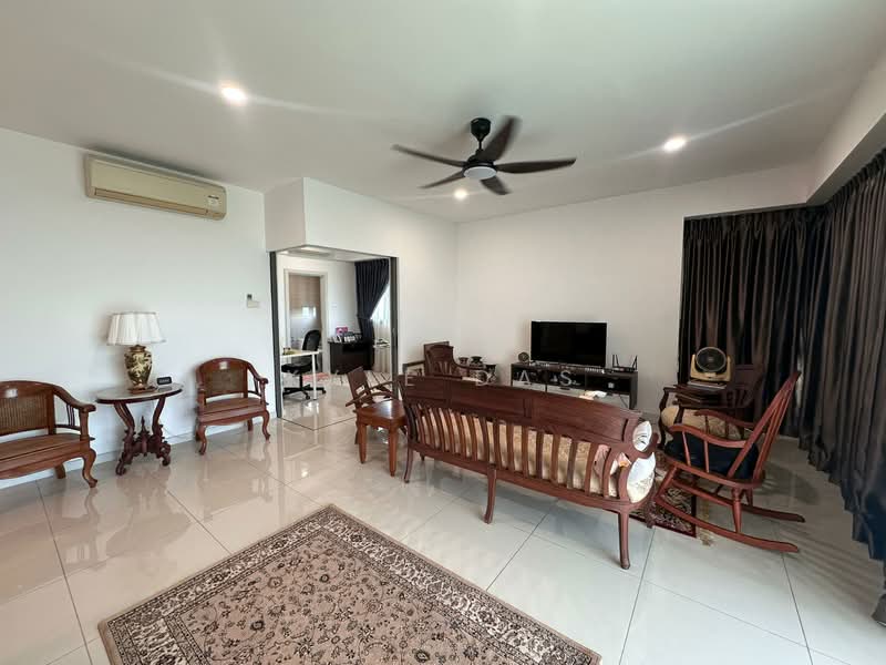 Condominium for Sale at Iskandar Residences - Kyle Das - Living Room - PropertyGuru.com.my