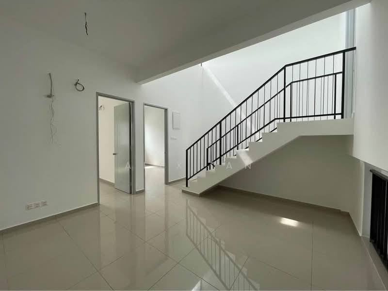 2-storey Terraced House for Sale in Bandar Enstek (Negeri Sembilan) - Alex Tan - Interior - PropertyGuru.com.my