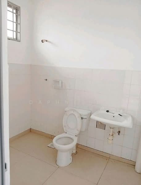 2-storey Terraced House for Sale in Taman Megah Ria (Masai) - Daphne Lee - Bathroom - PropertyGuru.com.my