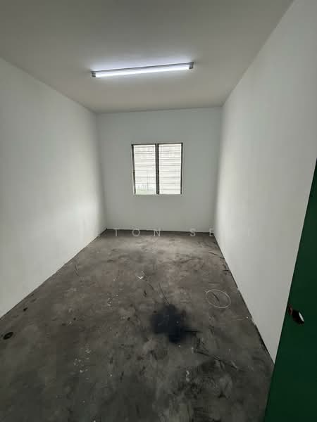Flat for Sale at Seri Rinching - Kelton Seet - PropertyGuru.com.my