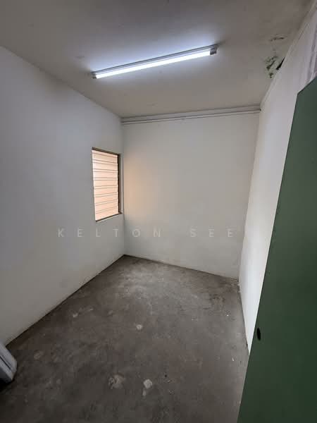 Flat for Sale at Seri Rinching - Kelton Seet - PropertyGuru.com.my
