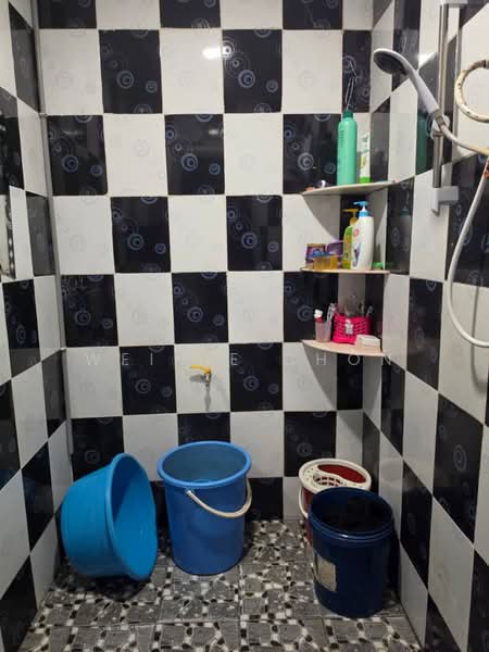 1-storey Terraced House for Sale in Taman Makmur (Kulai) - Weinie Chon - PropertyGuru.com.my