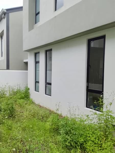 Semi-Detached House for Sale in Kota Emerald (Rawang) - Samson Lee - Exterior - PropertyGuru.com.my