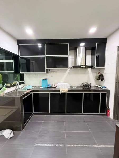 2-storey Terraced House for Rent in Ulu Tiram (Johor) - Edward Siow - Kitchen - PropertyGuru.com.my