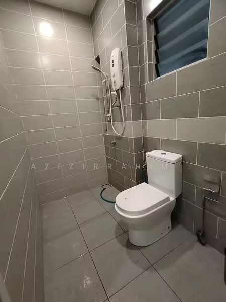 Semi-Detached House for Rent in Kajang (Selangor) - Azizirrahim . - Bathroom - PropertyGuru.com.my