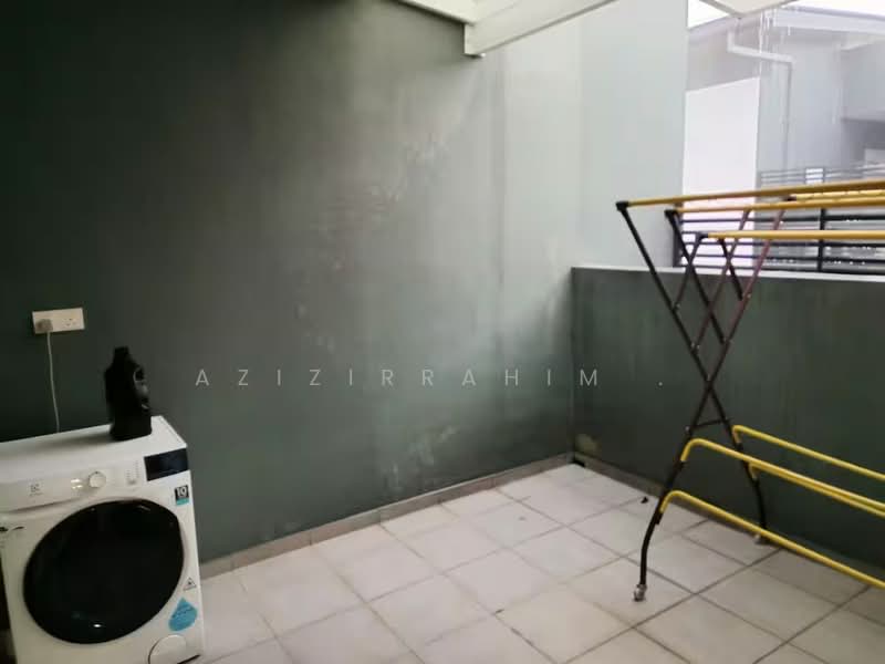Semi-Detached House for Rent in Kajang (Selangor) - Azizirrahim . - Balcony - PropertyGuru.com.my