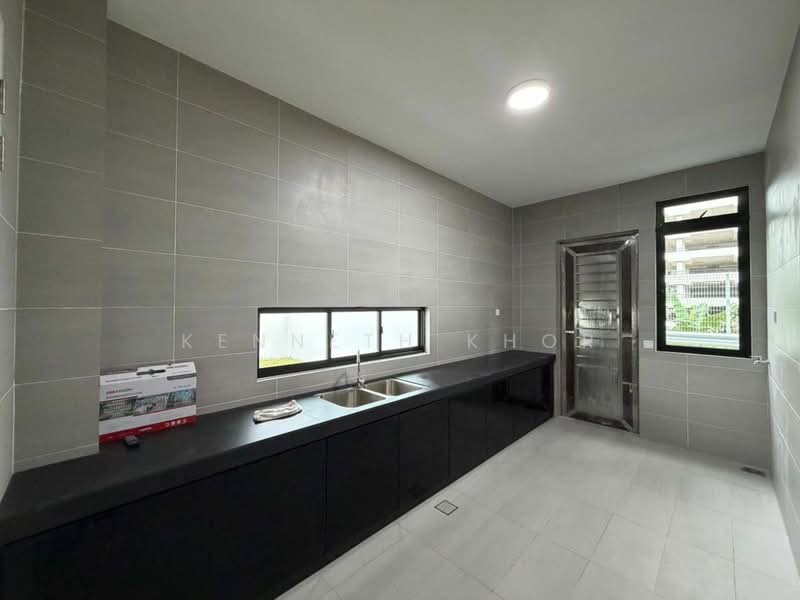Rumah Teres 2 Tingkat untuk Disewa di Bandar Seri Alam (Masai) - Kenneth Khor - Kitchen - PropertyGuru.com.my
