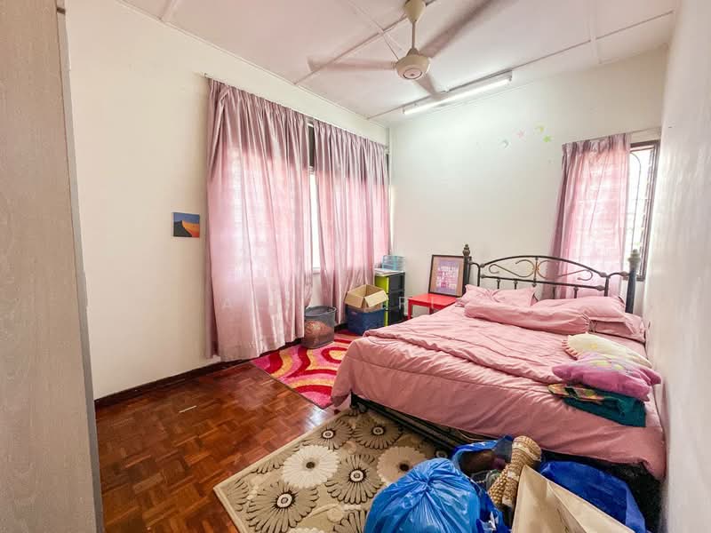 2-storey Terraced House for Sale in Seksyen 4 (Shah Alam) - Ali Idris - Bedroom - PropertyGuru.com.my