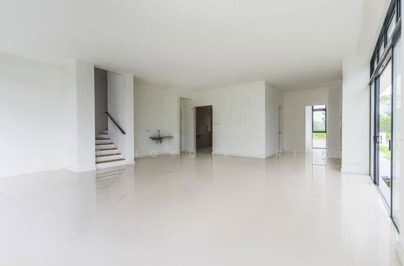Semi-Detached House for Sale in Presint 12 (Putrajaya) - Tengku Zairi - PropertyGuru.com.my