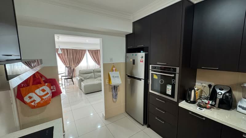 Servis Apartment untuk Disewa di Main Place Residence - Gilbert Hor - Kitchen - PropertyGuru.com.my