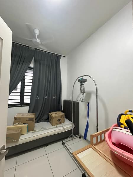 Cluster House for Rent in Taman Mount Austin (Tebrau) - Daphne Lee - Bedroom - PropertyGuru.com.my