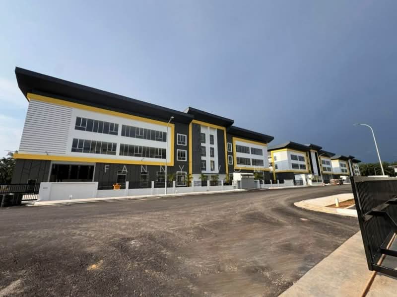 Kilang untuk Dijual di Telok Panglima Garang (Selangor) - Fanny Wong - Exterior - PropertyGuru.com.my