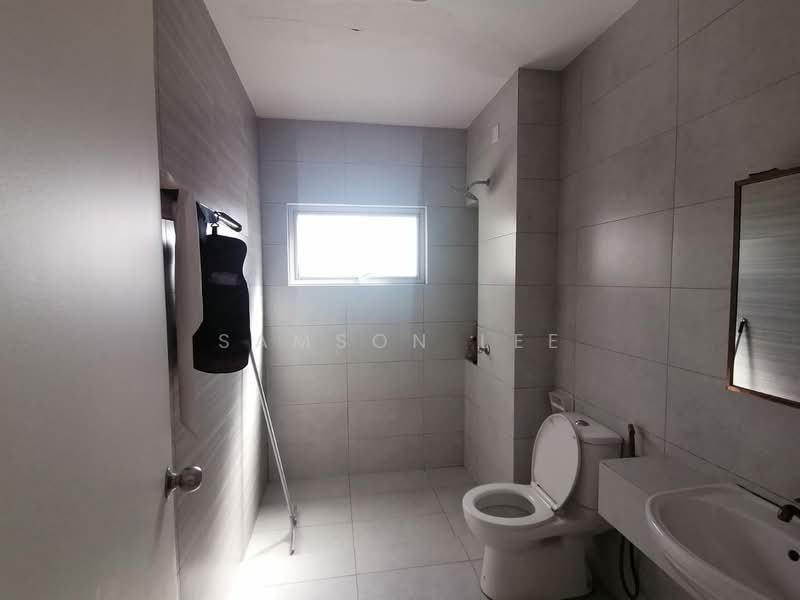 2-storey Terraced House for Sale in Bandar Gamuda Gardens (Rawang) - Samson Lee - Bathroom - PropertyGuru.com.my