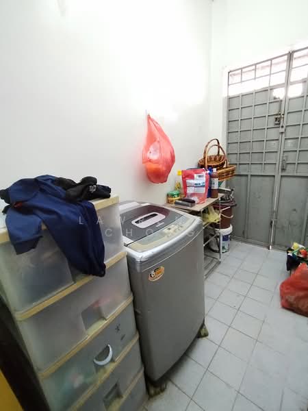 Rumah Teres 2 Tingkat untuk Dijual di Taman Bukit Kempas (Tampoi) - Lawrence Chong - Interior - PropertyGuru.com.my