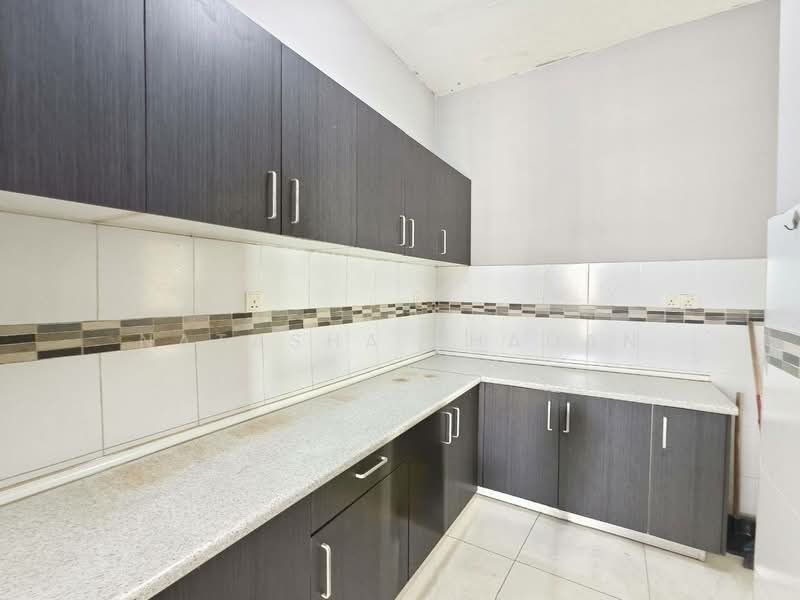 Condominium for Sale at Kristal View - Natasha Shadan - Kitchen - PropertyGuru.com.my