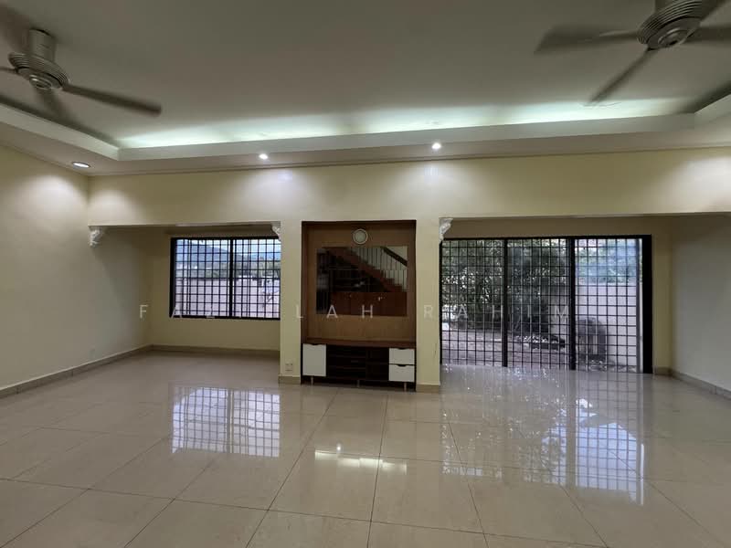 Rumah Teres 2 Tingkat untuk Disewa di Taman Zooview (Ulu Kelang) - Fazillah Rahim - Living Room - PropertyGuru.com.my