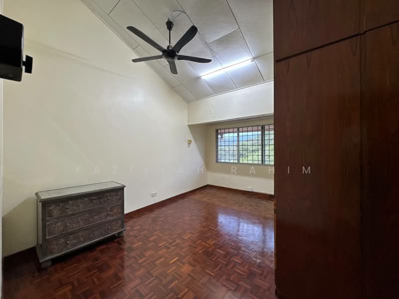 Rumah Teres 2 Tingkat untuk Disewa di Taman Zooview (Ulu Kelang) - Fazillah Rahim - Bedroom - PropertyGuru.com.my