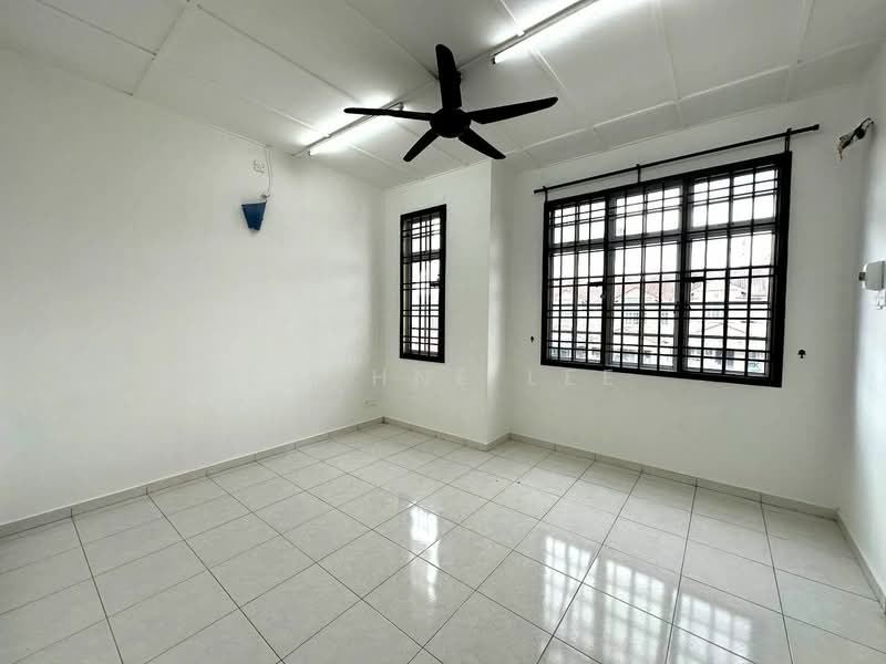 Rumah Teres 2 Tingkat untuk Dijual di Taman Setia Indah (Tebrau) - Daphne Lee - Interior - PropertyGuru.com.my