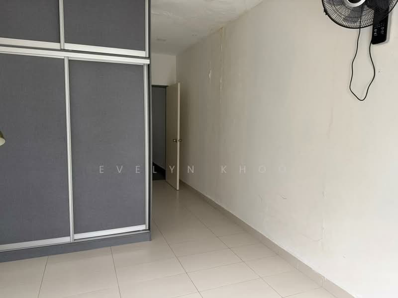 2-storey Terraced House for Sale in Bandar Tasik Puteri (Rawang) - Evelyn Khoo - Room - PropertyGuru.com.my