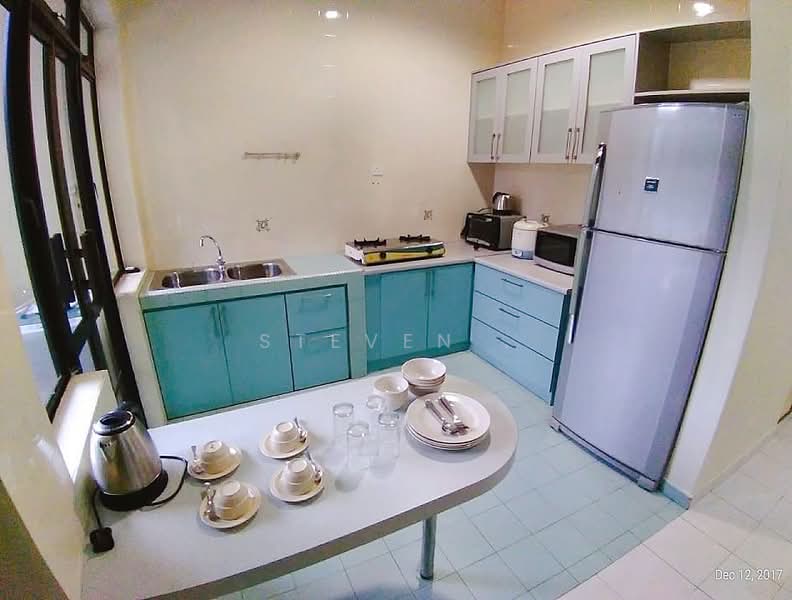 Condominium for Sale at Golf Vista Resort Homes - Steven . - Kitchen - PropertyGuru.com.my