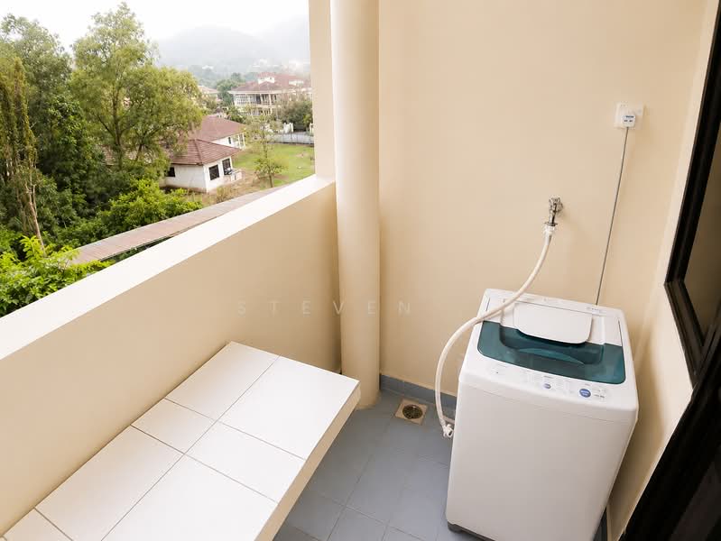 Kondominium untuk Dijual di Golf Vista Resort Homes - Steven . - Balcony - PropertyGuru.com.my