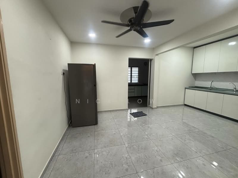 2-storey Terraced House for Rent in Bandar Indahpura (Kulai) - Nick Low - Kitchen - PropertyGuru.com.my
