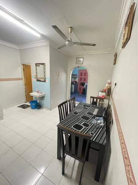 Rumah Teres 2 Tingkat untuk Dijual di Taman Sri Gombak (Gombak) - Ken Lai - Dining Room - PropertyGuru.com.my