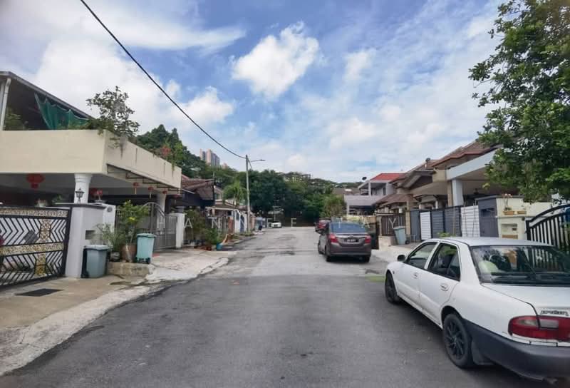 2-storey Terraced House for Sale in Alam Damai (Cheras) - Hannee Tay - Exterior - PropertyGuru.com.my