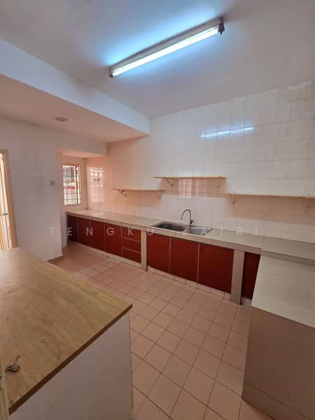 2-storey Terraced House for Sale in Putrajaya (Putrajaya) - Tengku Zairi - PropertyGuru.com.my