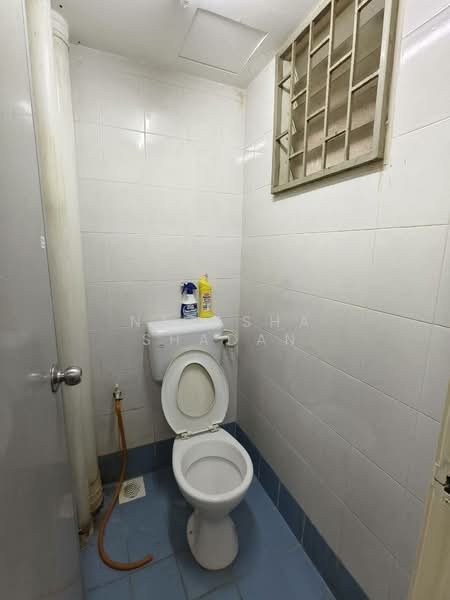 Rumah Flat untuk Dijual di Seroja - Natasha Shadan - Bathroom - PropertyGuru.com.my