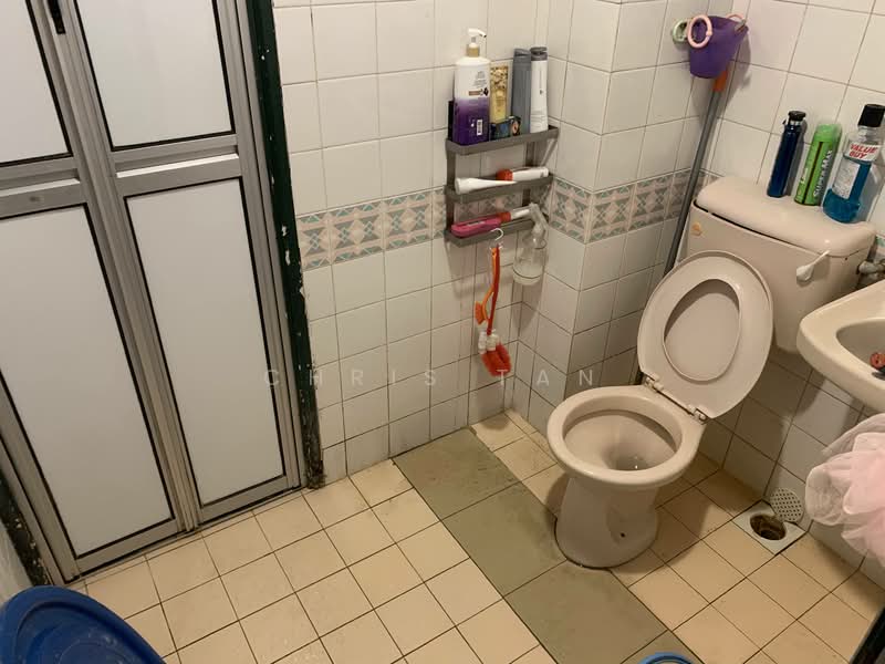 2-storey Terraced House for Rent in Seksyen 5 Wangsa Maju (Wangsa Maju) - Chris Tan - Bathroom - PropertyGuru.com.my