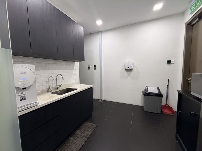 Pejabat untuk Disewa di KL Eco City (Kuala Lumpur) - Crystal Chua - Kitchen - PropertyGuru.com.my