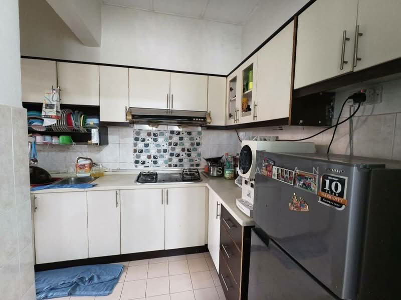 Apartment for Sale at Tropika Apartment - Natasha Shadan - Kitchen - PropertyGuru.com.my