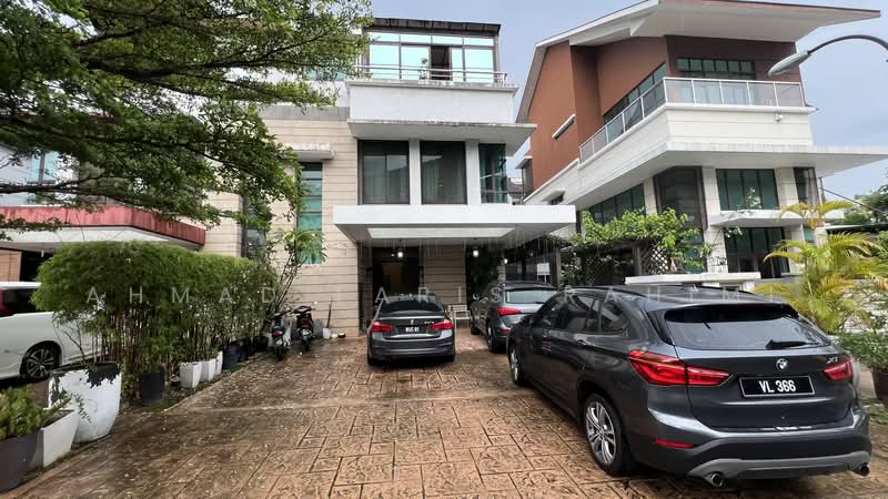 Semi-Detached House for Sale in Subang Jaya (Selangor) - AHMAD FARIS RAHIMI - PropertyGuru.com.my