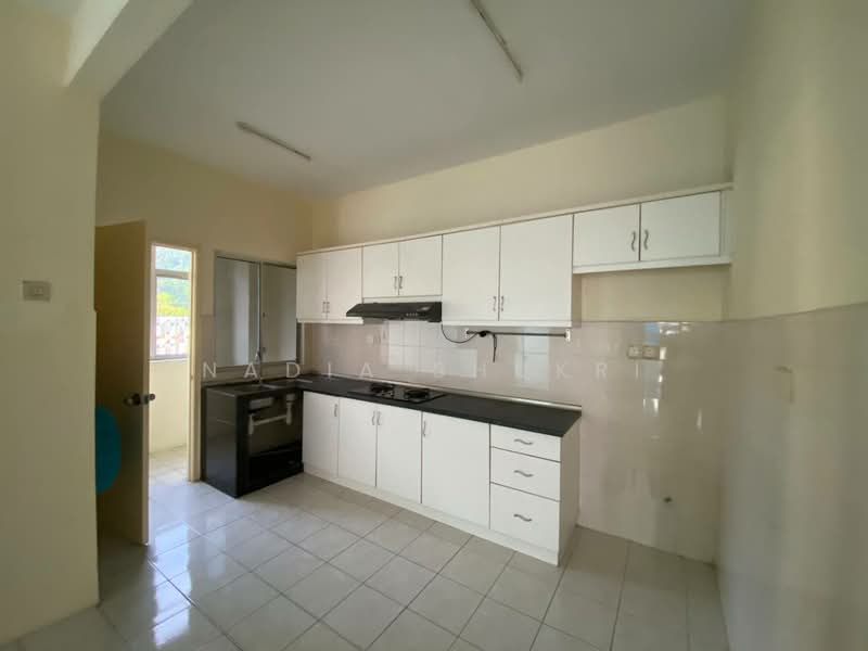 Condominium for Rent at Platinum Hill PV 3 - Nadia Shukri - Kitchen - PropertyGuru.com.my