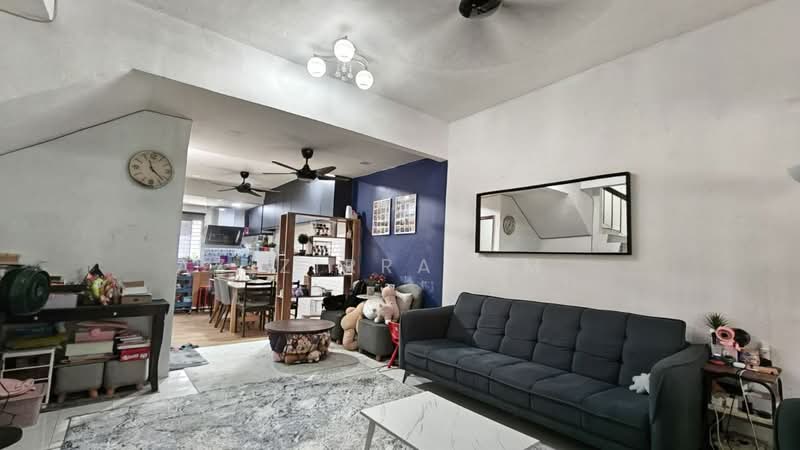 2-storey Terraced House for Sale in Sepang (Selangor) - Azizirrahim . - Living Room - PropertyGuru.com.my