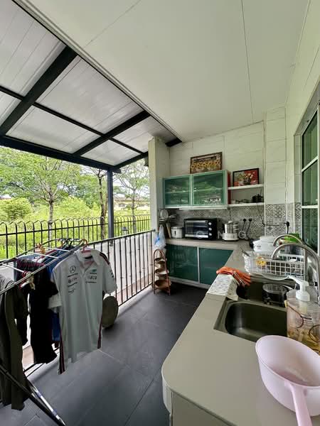 3-storey Terraced House for Sale in Ipoh (Perak) - Levi Chong - Kitchen - PropertyGuru.com.my