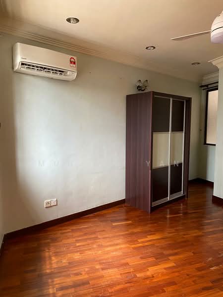 Condominium for Sale at Casa Tropicana - Mun Wai Yan - Bedroom - PropertyGuru.com.my