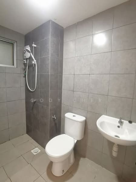Condominium for Rent at Residensi Sateria - Cody Cher - Bathroom - PropertyGuru.com.my